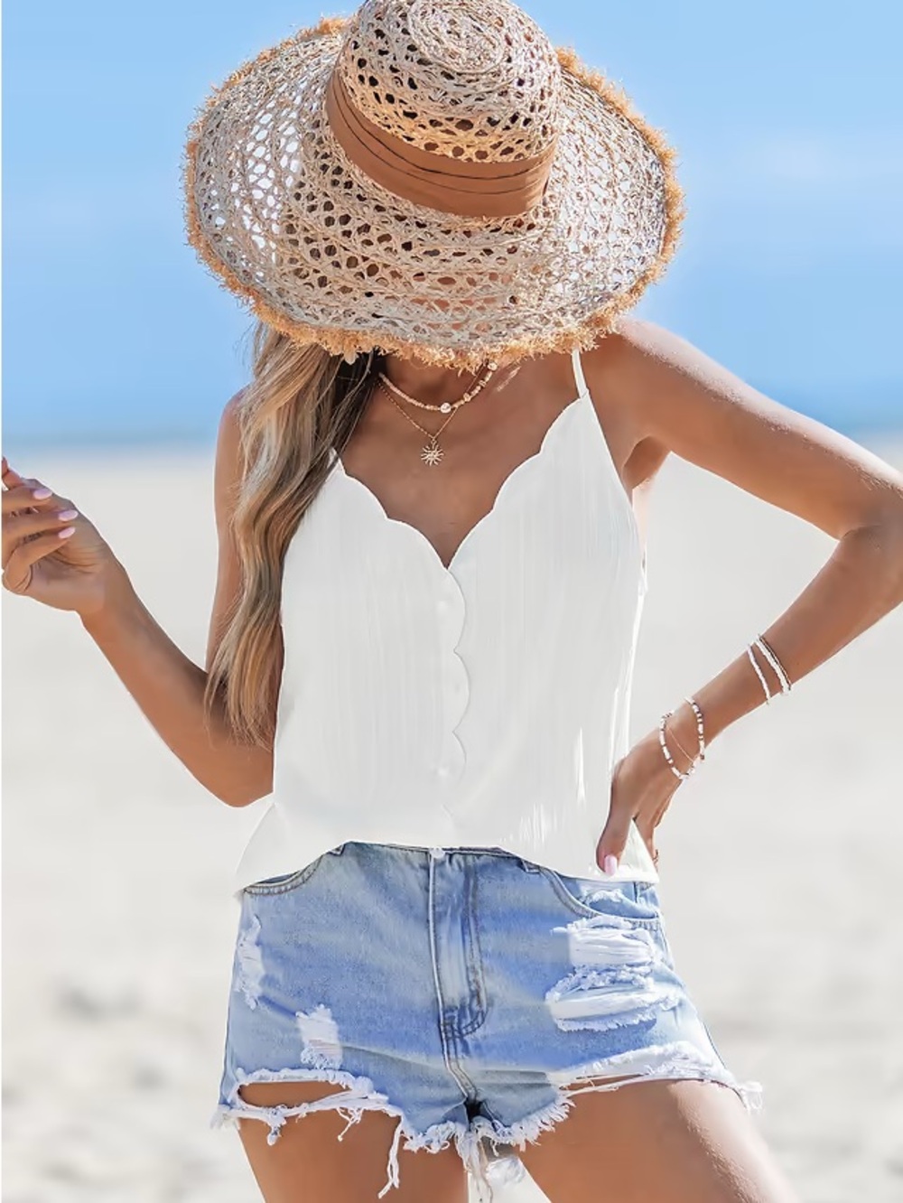 Women’s White Scallop V-Neck Cami Top